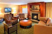 /album/photo-gallery-ammenities/updated-fireplace-room-jpg1/